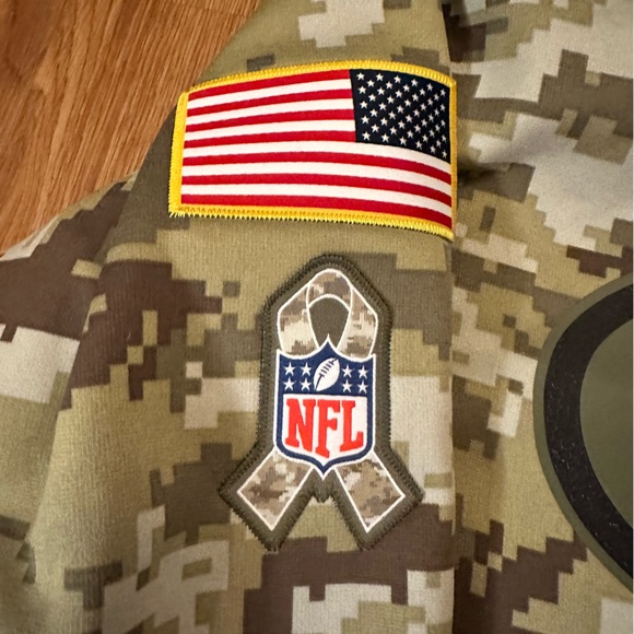 NIKE DRI FIT NFL ON FIELD GREEN BAY PACKERS SALUTE TO SERVICE CAMO HOODIE MEDIUM - Picture 2 of 16